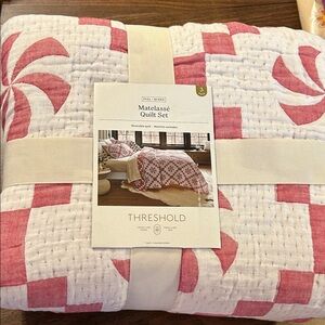 Threshold Pink and White Quilt Set